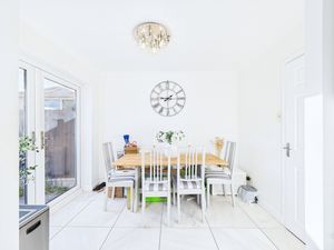 Photo 16- click for photo gallery